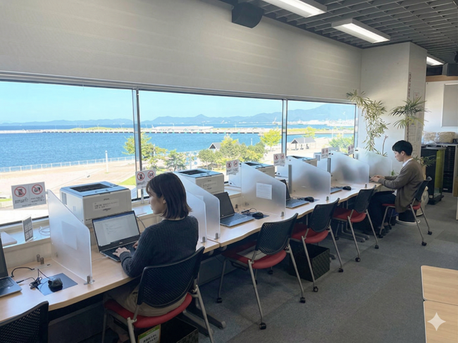 4. パソコンコーナー.png